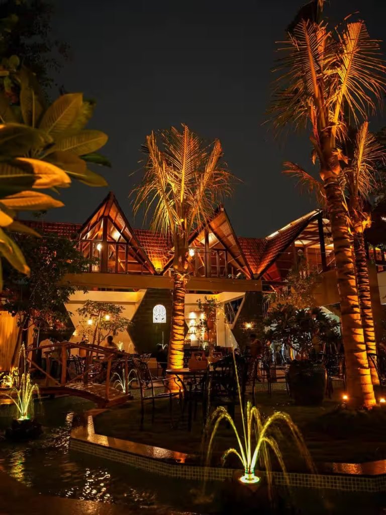 Aloraa Garden Restaurant
